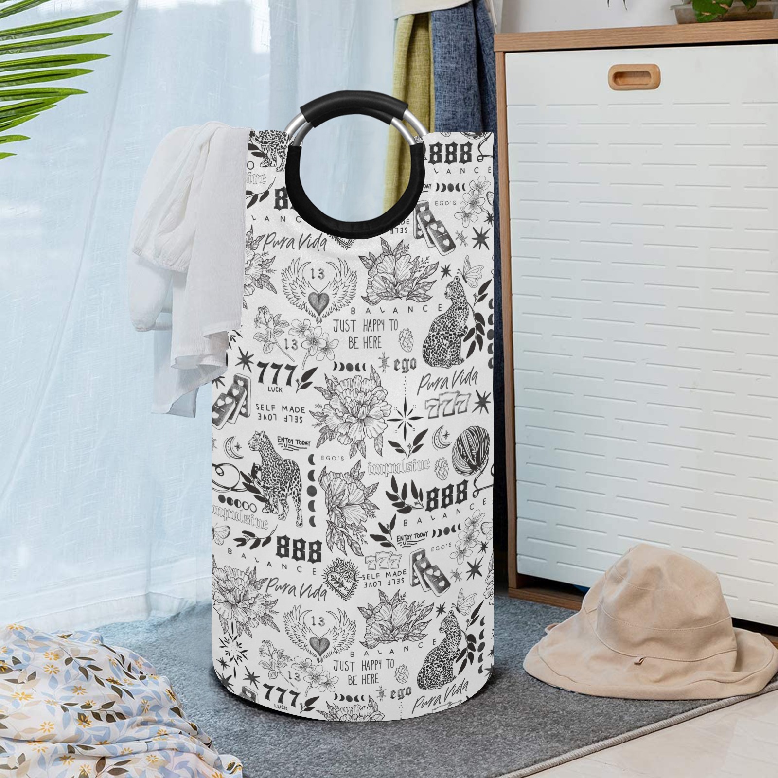 Inspirational tattoo pattern BL 2 Round Laundry Bag