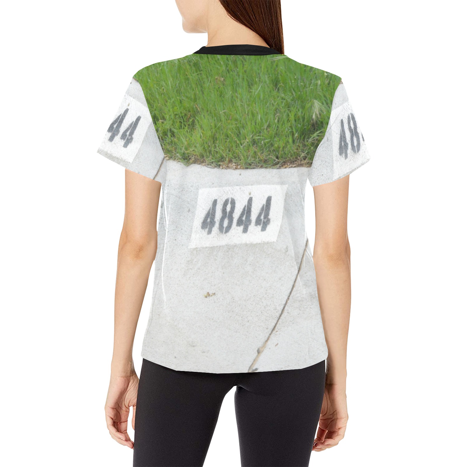 Street Number 4844 with black collar Women's All Over Print Crew Neck T-Shirt (Model T40-2)