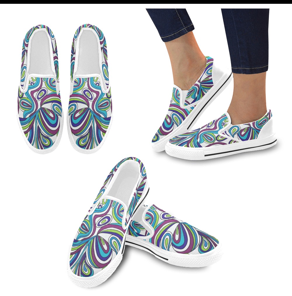 Lucky Charm Women's Slip-on Canvas Shoes (Model 019)