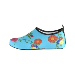 Flowers on the Vine / Blue Women's Slip-On Water Shoes (Model 056)