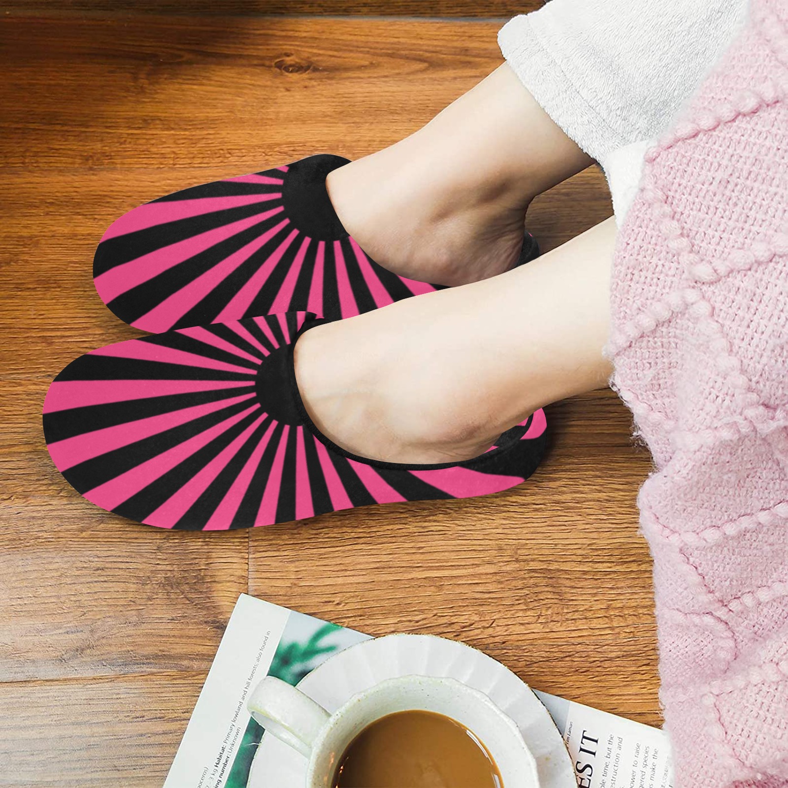 Ô Op Art Dalia on Neon Pink Women's Non-Slip Cotton Slippers (Model 0602)
