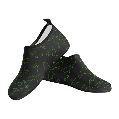 Neon Green Bats Men's Slip-On Water Shoes (Model 056)