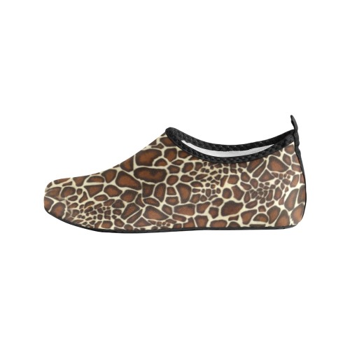 Giraffe Animal Pattern Men's Slip-On Water Shoes (Model 056)