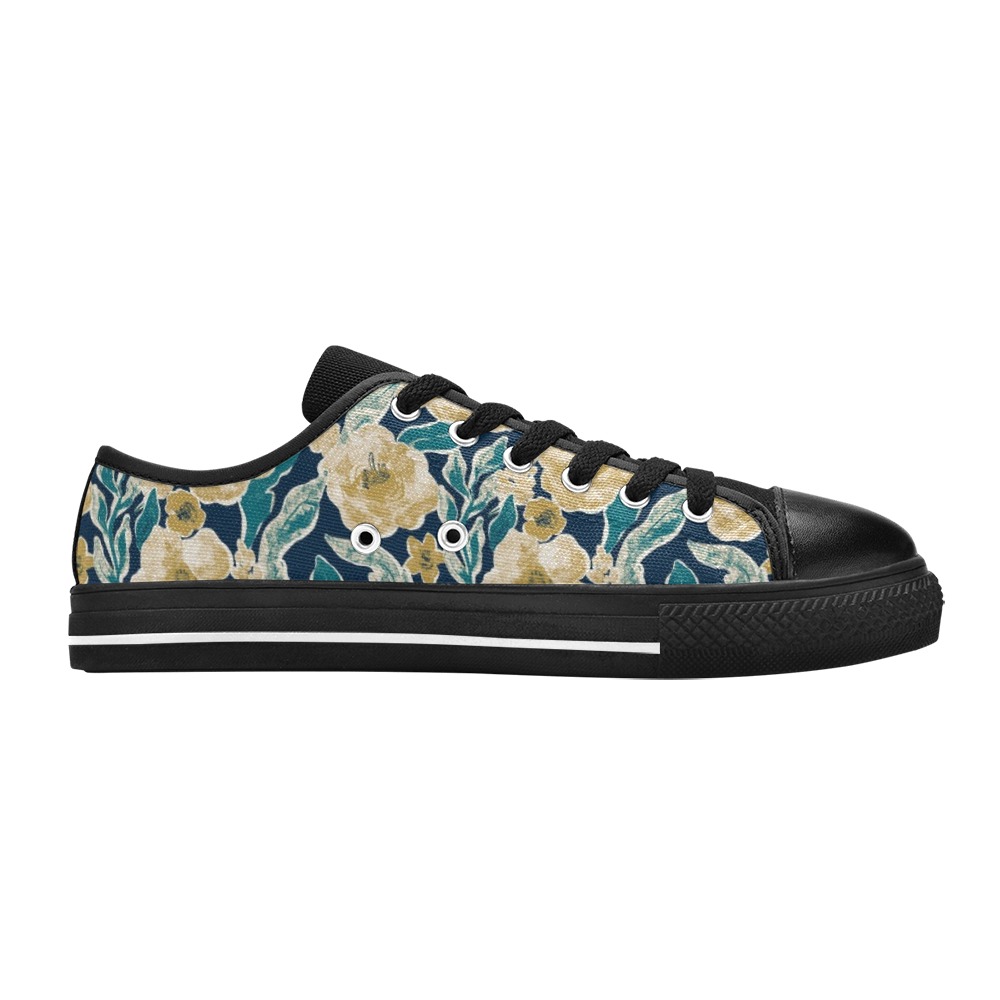 Painted Flowers Women's Classic Canvas Shoes (Model 018)