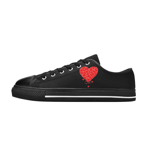 Valentine's Day - Heart Of Hearts Women's Classic Canvas Shoes (Model 018)