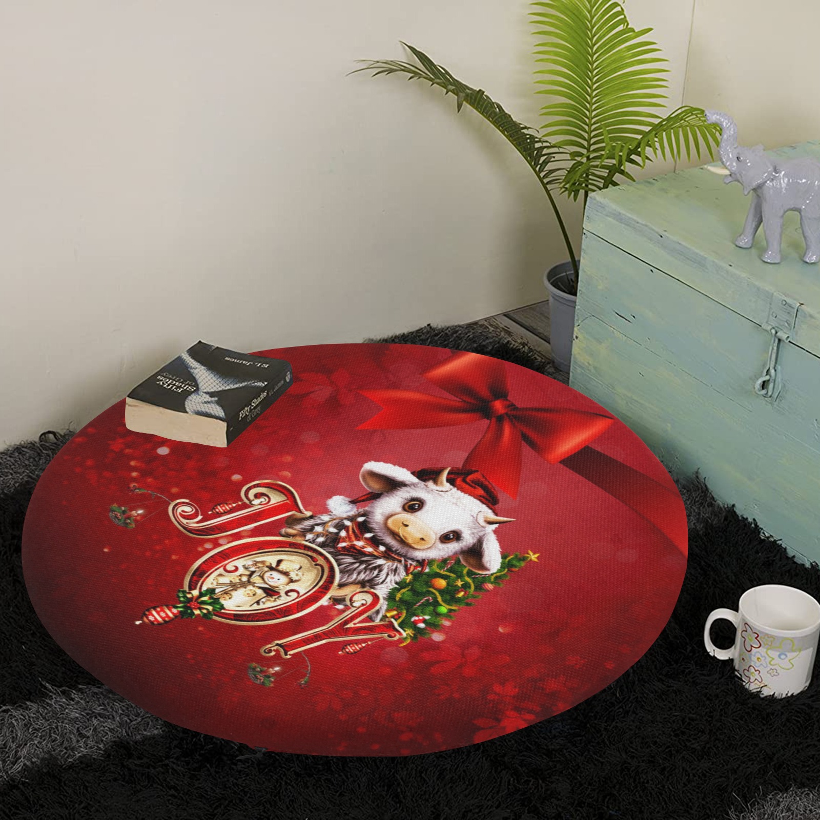 Cute christmas cow Round Seat Cushion