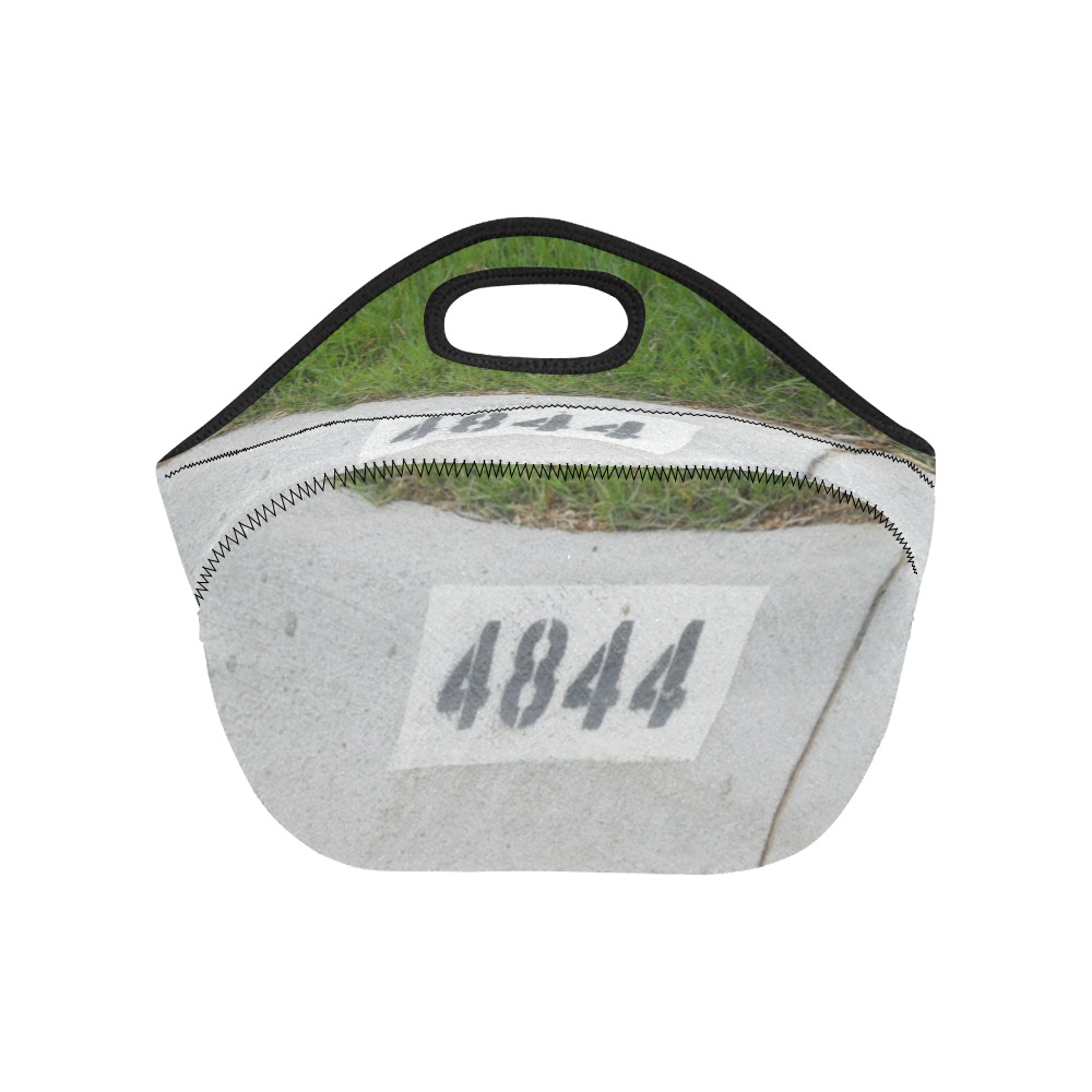 Street Number 4844 Neoprene Lunch Bag/Small (Model 1669)