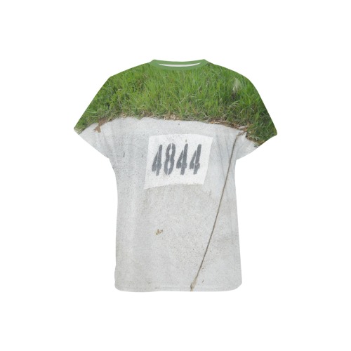 Street Number 4844 with Green Collar Women's Pajama T-shirt