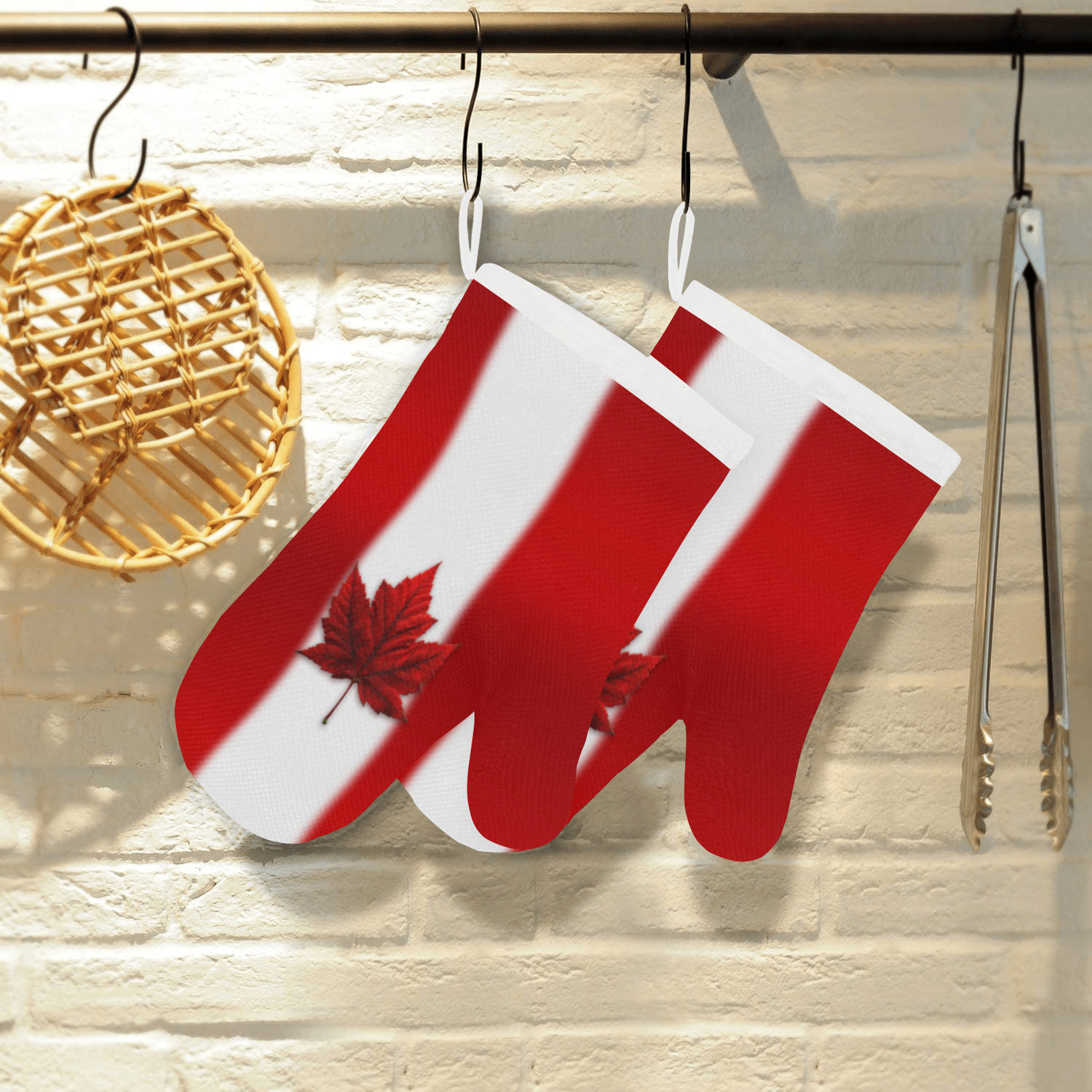 Canada Flag Souvenir Linen Oven Mitt (Two Pieces)