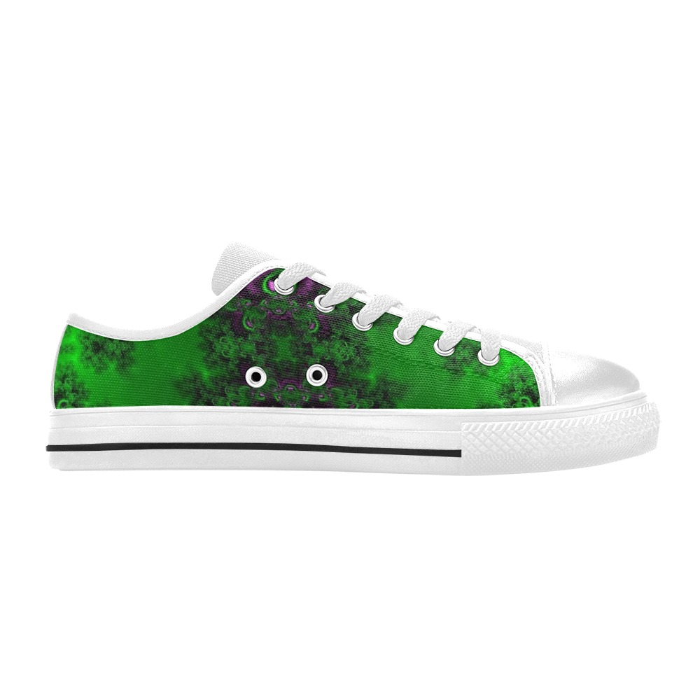 Early Summer Green Frost Fractal Women's Classic Canvas Shoes (Model 018)