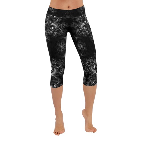 Frost at Midnight Fractal Women's Low Rise Capri Leggings (Invisible Stitch) (Model L08)