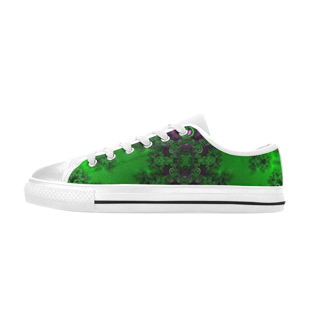 Early Summer Green Frost Fractal Women's Classic Canvas Shoes (Model 018)