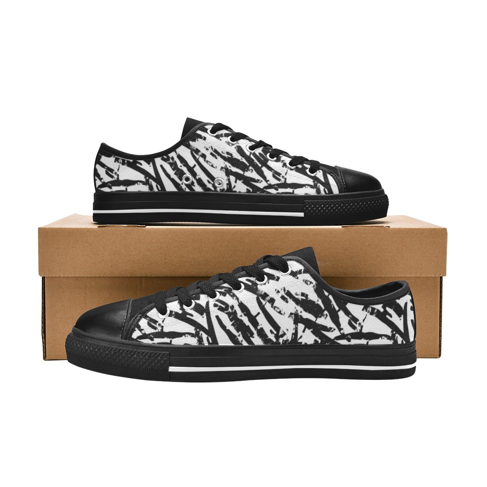Brush Stroke Black and White Women's Classic Canvas Shoes (Model 018)
