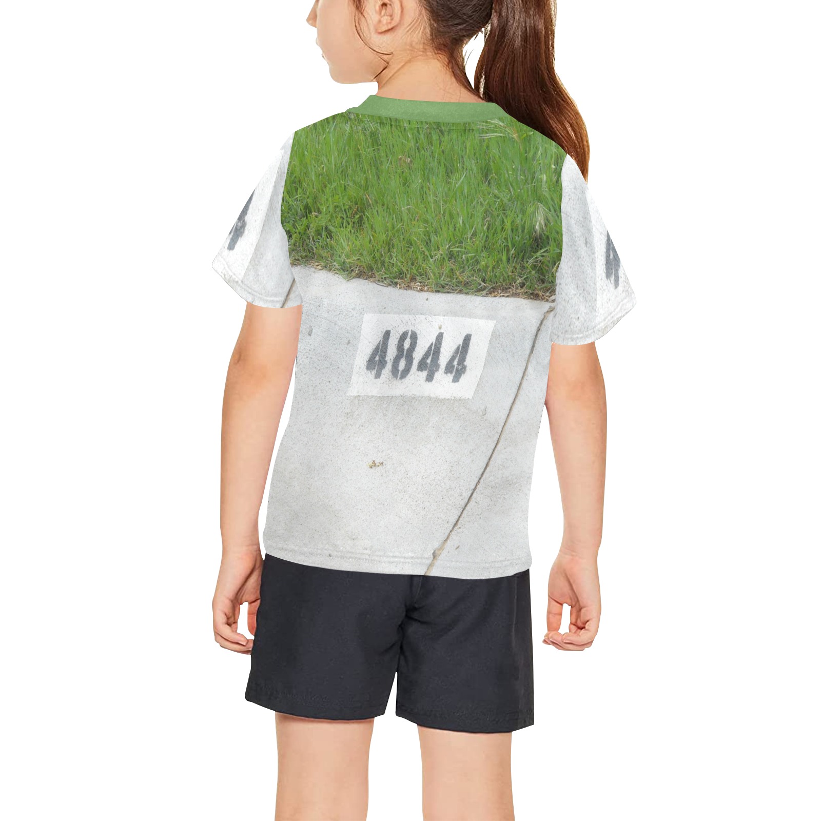 Street Number 4844 with green collar Big Girls' All Over Print Crew Neck T-Shirt (Model T40-2)
