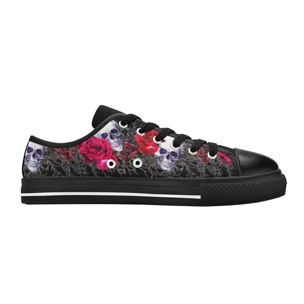 Skulls and Flowers Women's Classic Canvas Shoes (Model 018)