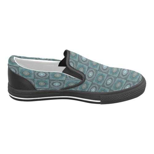 The Persian's gyrate psychedelic eyes' mandala pattern Men's Slip-on Canvas Shoes (Model 019)