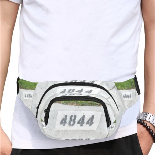 Street Number 4844 Fanny Pack/Small (Model 1677)