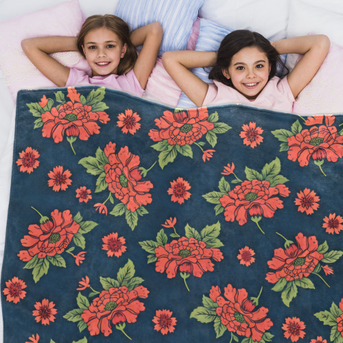 Red Flowers Ultra-Soft Micro Fleece Blanket 60"x50"