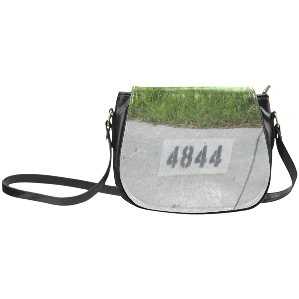 Street Number 4844 Classic Saddle Bag/Large (Model 1648)