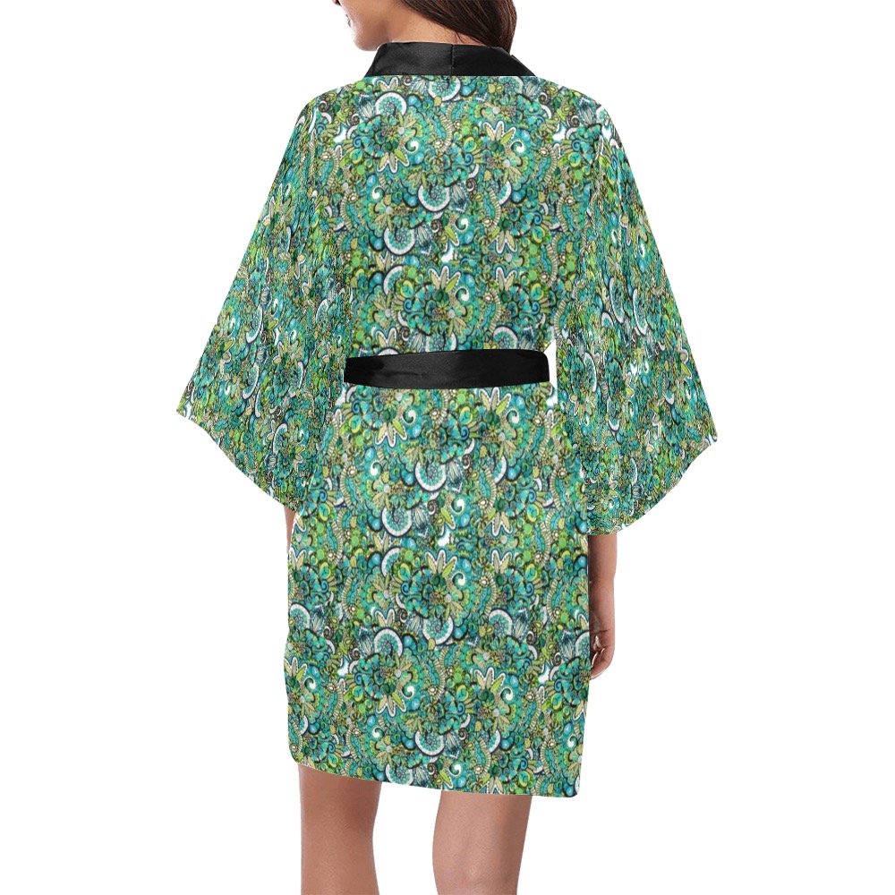 Tropical Illusion - Small Pattern Kimono Robe