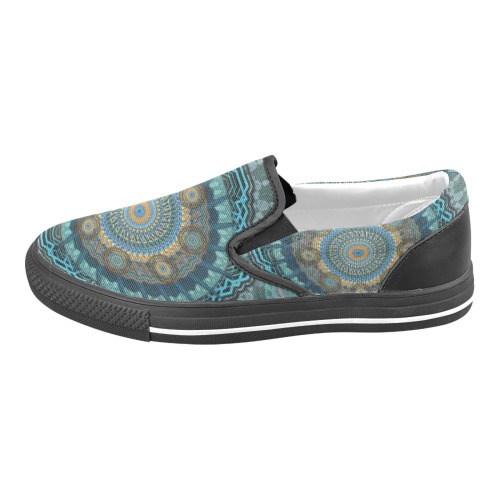 The Persian's gyrate psychedelic eyes' mandala Men's Slip-on Canvas Shoes (Model 019)