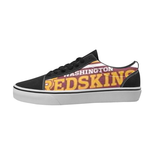 wash redskins on black skateboard Men's Low Top Skateboarding Shoes (Model E001-2)