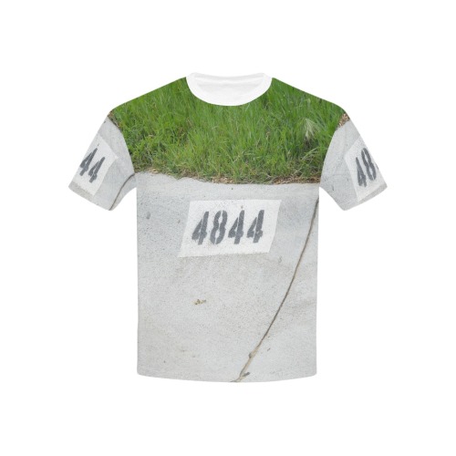 Street Number 4844 with white collar Kids' All Over Print T-shirt (USA Size) (Model T40)