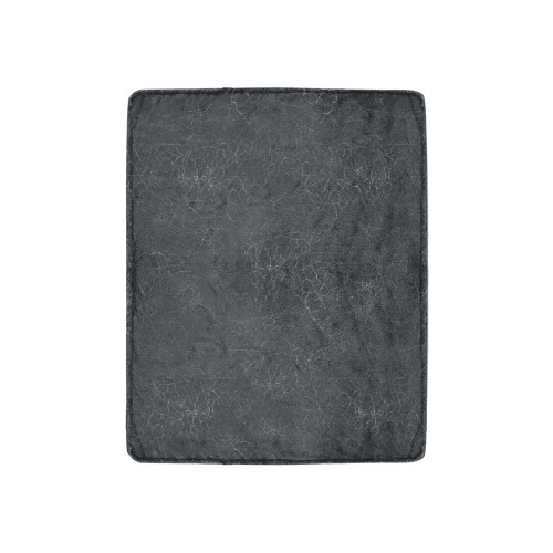 Black Crackling Pattern