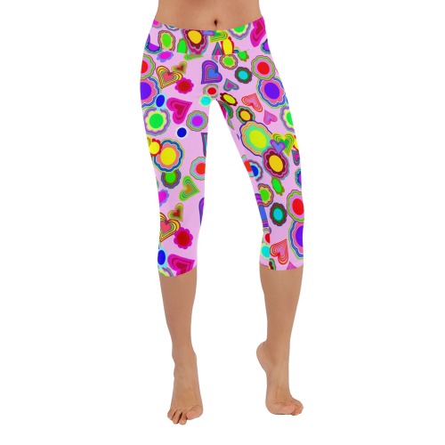 Groovy Hearts and Flowers Pink Women's Low Rise Capri Leggings (Invisible Stitch) (Model L08)
