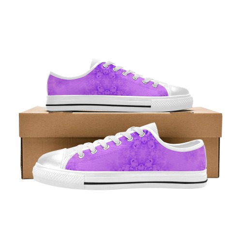 Purple Lilacs Frost Fractal Women's Classic Canvas Shoes (Model 018)