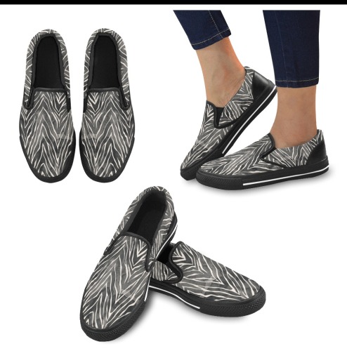 Animal print-Black-08 Women's Slip-on Canvas Shoes (Model 019)