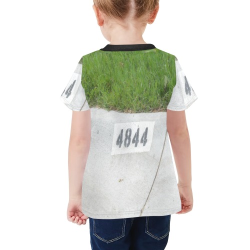 Street Number 4844 with black collar Little Girls' All Over Print Crew Neck T-Shirt (Model T40-2)