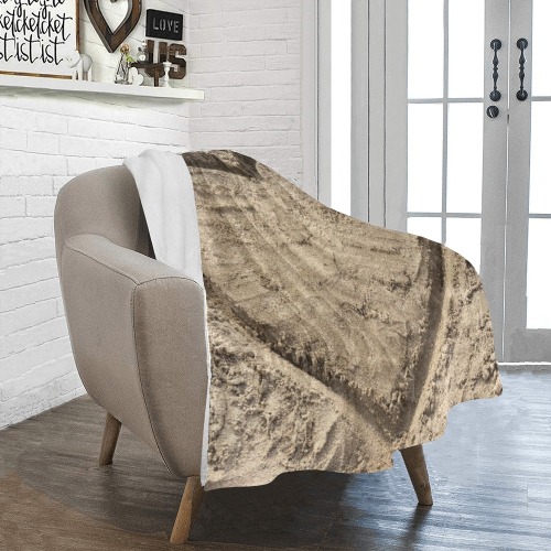 Love in the Sand Collection Ultra-Soft Micro Fleece Blanket 30''x40''
