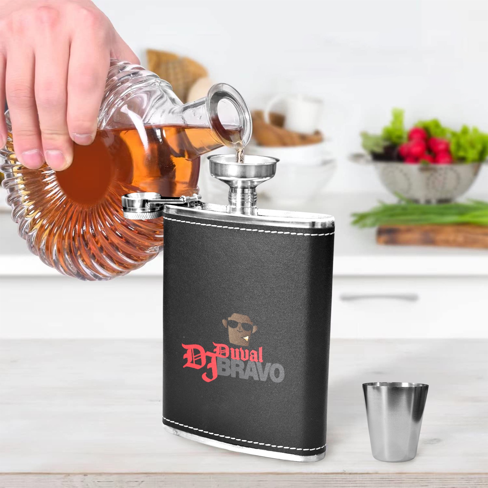 bravo johnny 8oz Black Leather Hip Flask