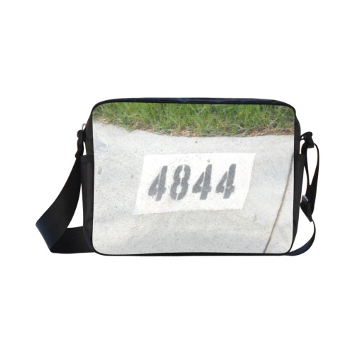 Street Number 4844 Classic Cross-body Nylon Bags (Model 1632)