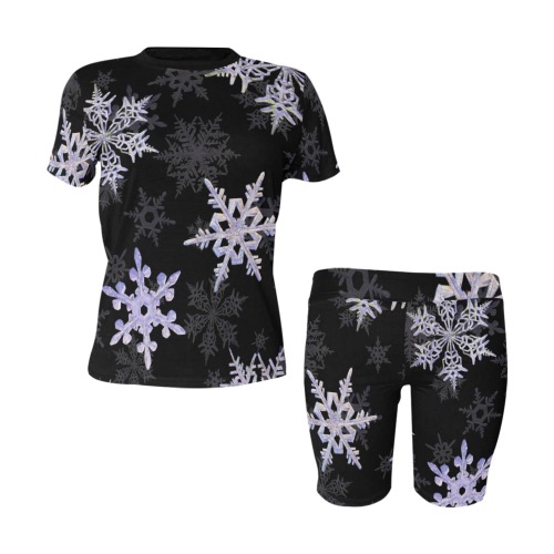 Snowflakes Winter Christmas pattern on black Women's Short Yoga Set