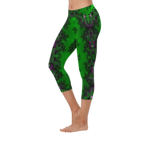 Early Summer Green Frost Fractal Women's Low Rise Capri Leggings (Invisible Stitch) (Model L08)
