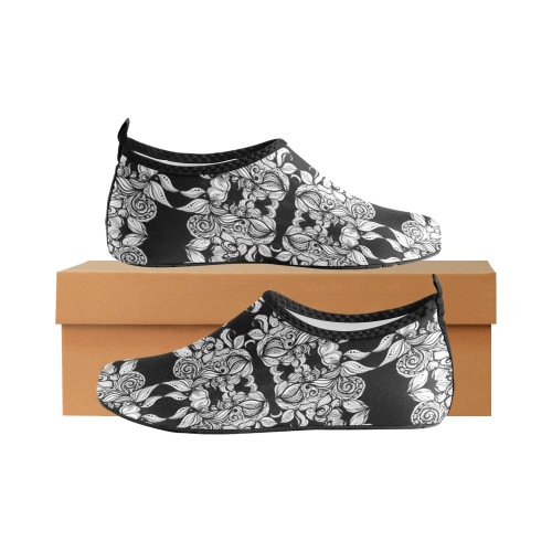 Whimsical Blooms - Horizontal Pattern Women's Slip-On Water Shoes (Model 056)
