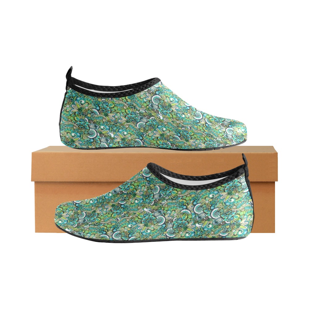 Tropical Illusion - Small Pattern Women's Slip-On Water Shoes (Model 056)