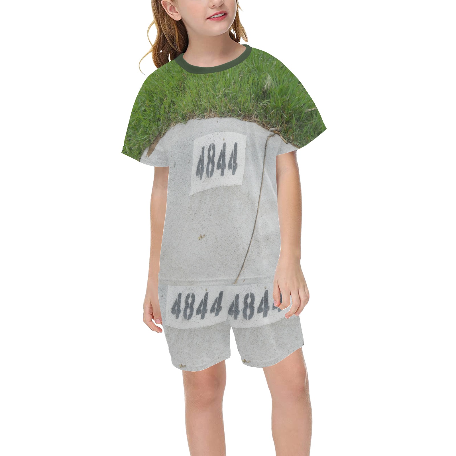 Street Number 4844 with Dark Green Collar Big Girls' Short Pajama Set