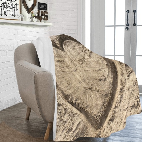 Love in the Sand Collection Ultra-Soft Micro Fleece Blanket 60"x80"