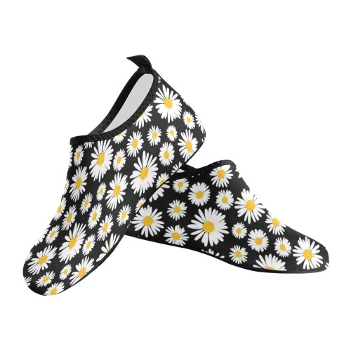 Black Daisy Men's Slip-On Water Shoes (Model 056)