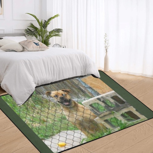 A Smiling Dog Area Rug with Black Binding 7'x5'
